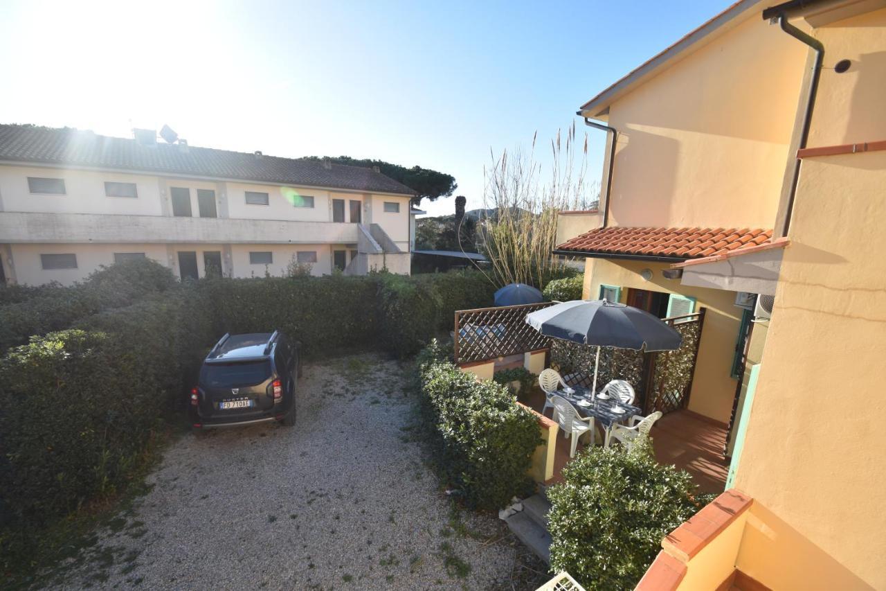 Appartamenti Sabbia - Zona Mare Con Terrazze, Clima, E Posti Auto Marina di Campo Ngoại thất bức ảnh